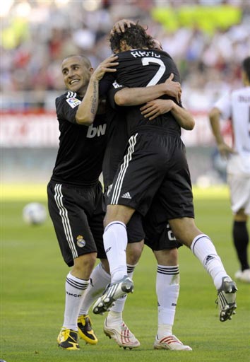 米兰主席：我们和国米为新球场合作了很多年，这种合作很成功（米兰主席：与国米在新球场上的多年合作已获成功）