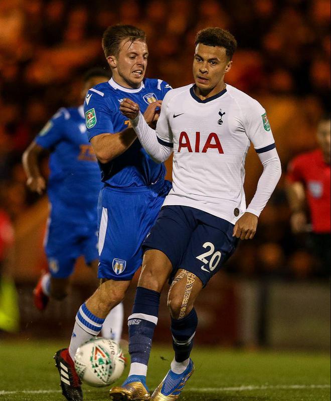 国王队记：明日基根·穆雷＆施罗德出战成疑，萨博尼斯缺阵（国王队记者：穆雷与施罗德明日出战成疑，萨博尼斯将缺席）